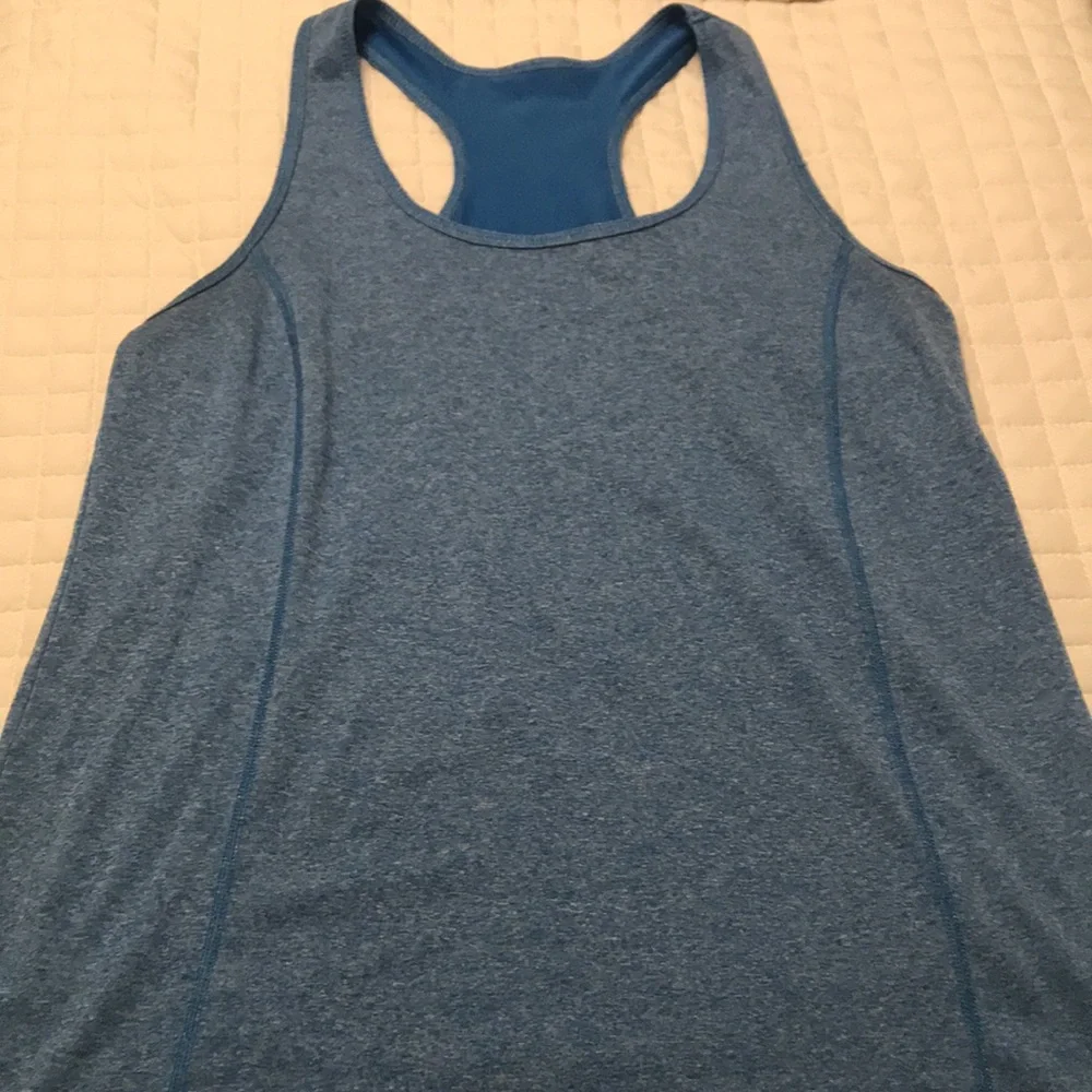 6 size L and XL tanks - Picture 3 of 7